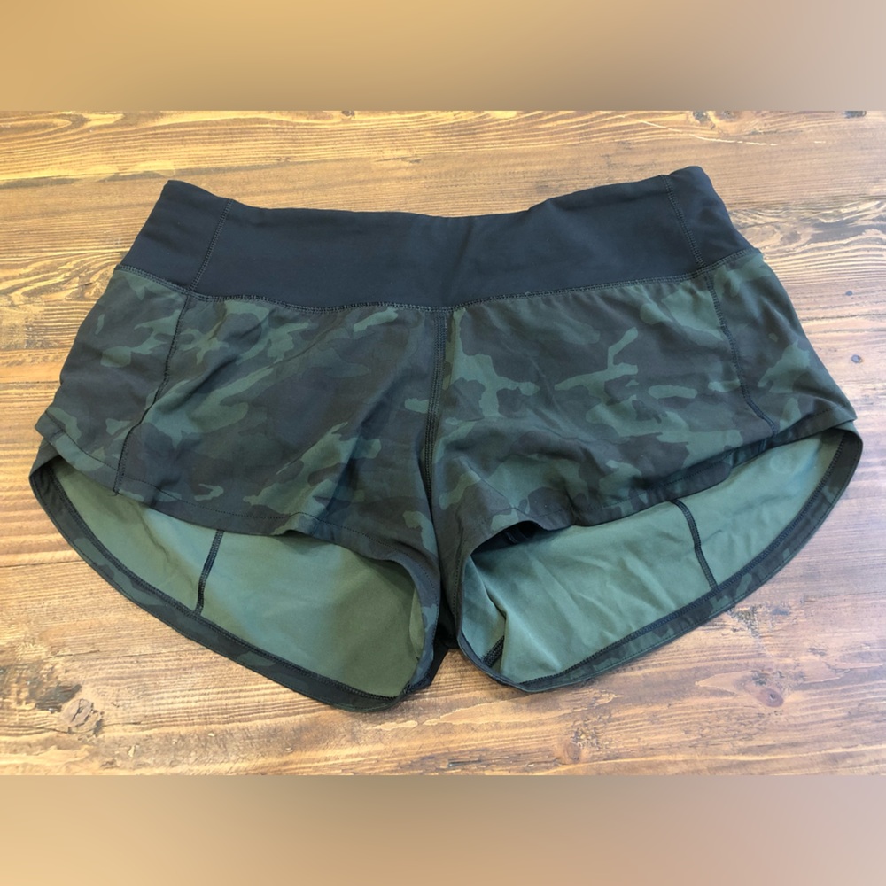 Lulu Lemon Athletica Shorts 2.5” inseam